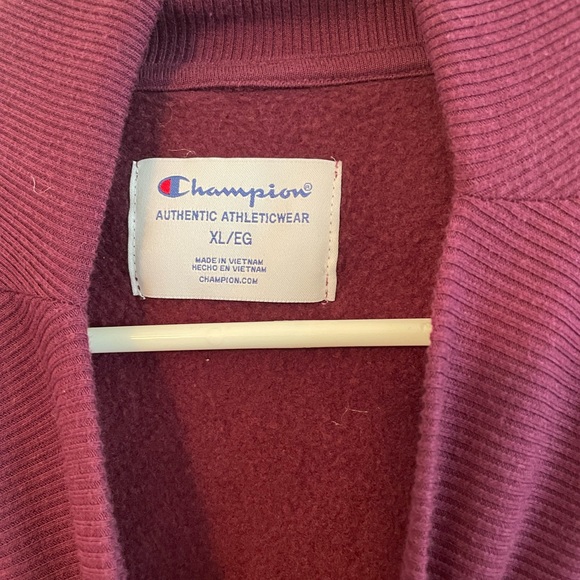 Champion sweatshirt. XL - Picture 4 of 4